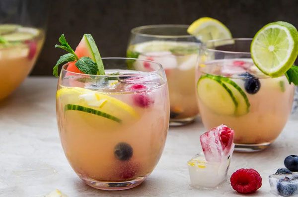 EDEKA Sven Krause, Fehmarn, Wassermelone, Melonenbowle mit ganzen Früchten, Melone