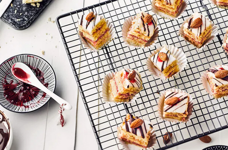 Petit Fours zum Muttertag